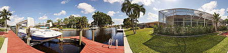 Immobilien Absolutely beautiful Aubuchon built Sailboat Access Pool Home of your dreams! in Cape Coral