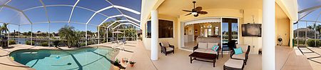Immobilien Gorgeous Gulf access pool home - Huge lanai - boat lift and dock in Cape Coral