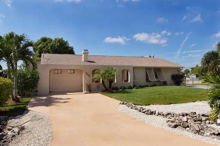 Slideshow of vacation rental property  in St. James City
