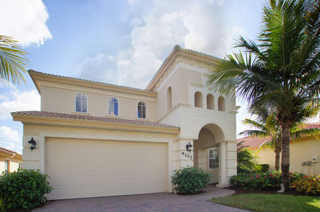 Slideshow of vacation rental property 2 Story home in Marbella will WOW not only golfers in Bonita Springs