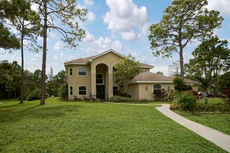 Slideshow of vacation rental property Custom Built Country Estate Home! in Cape Coral